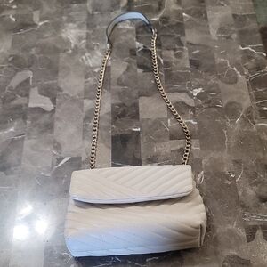 Chic Cream Quilted Shoulder Bag with Chain Strap